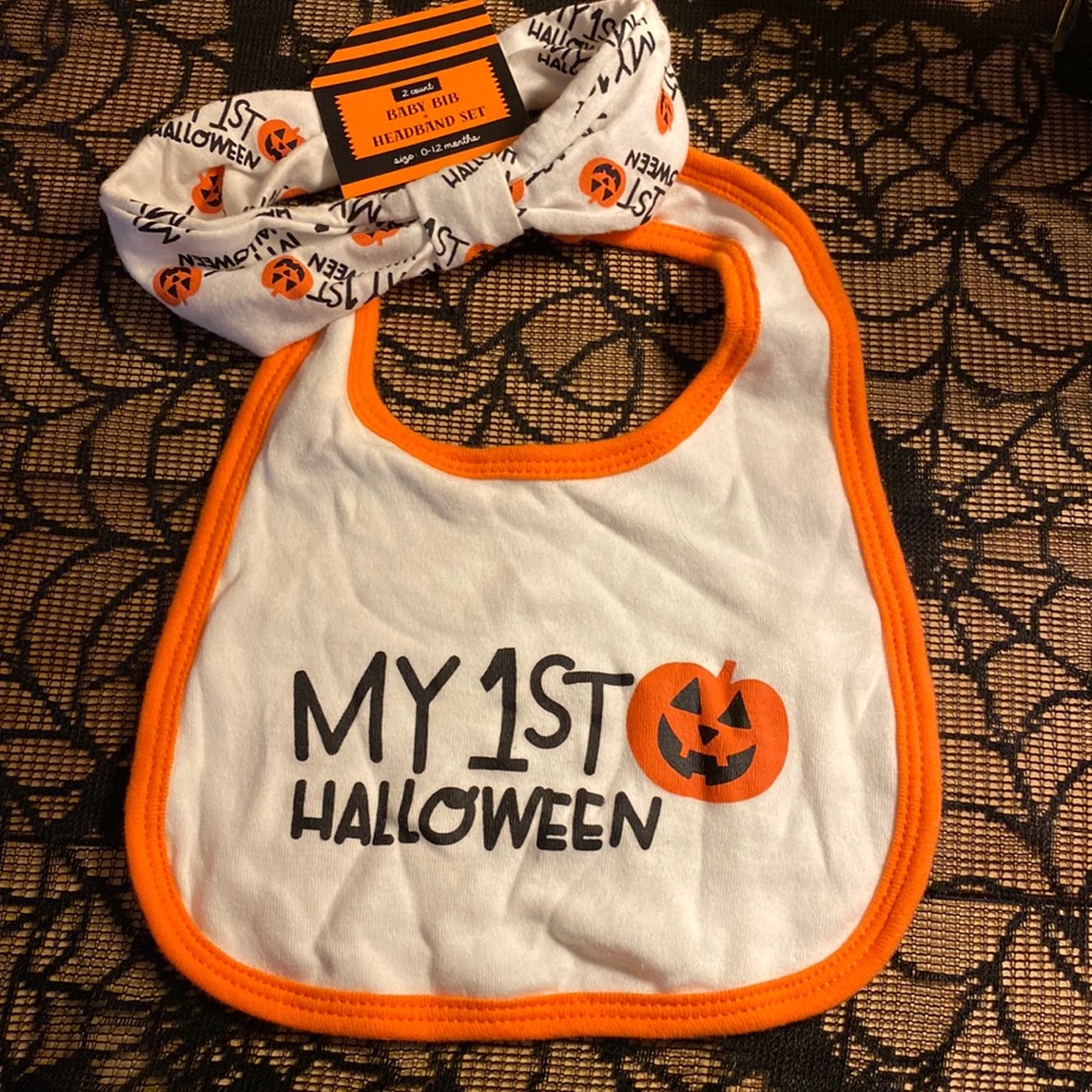 Halloween baby bib and headband set size 0 to 12 months